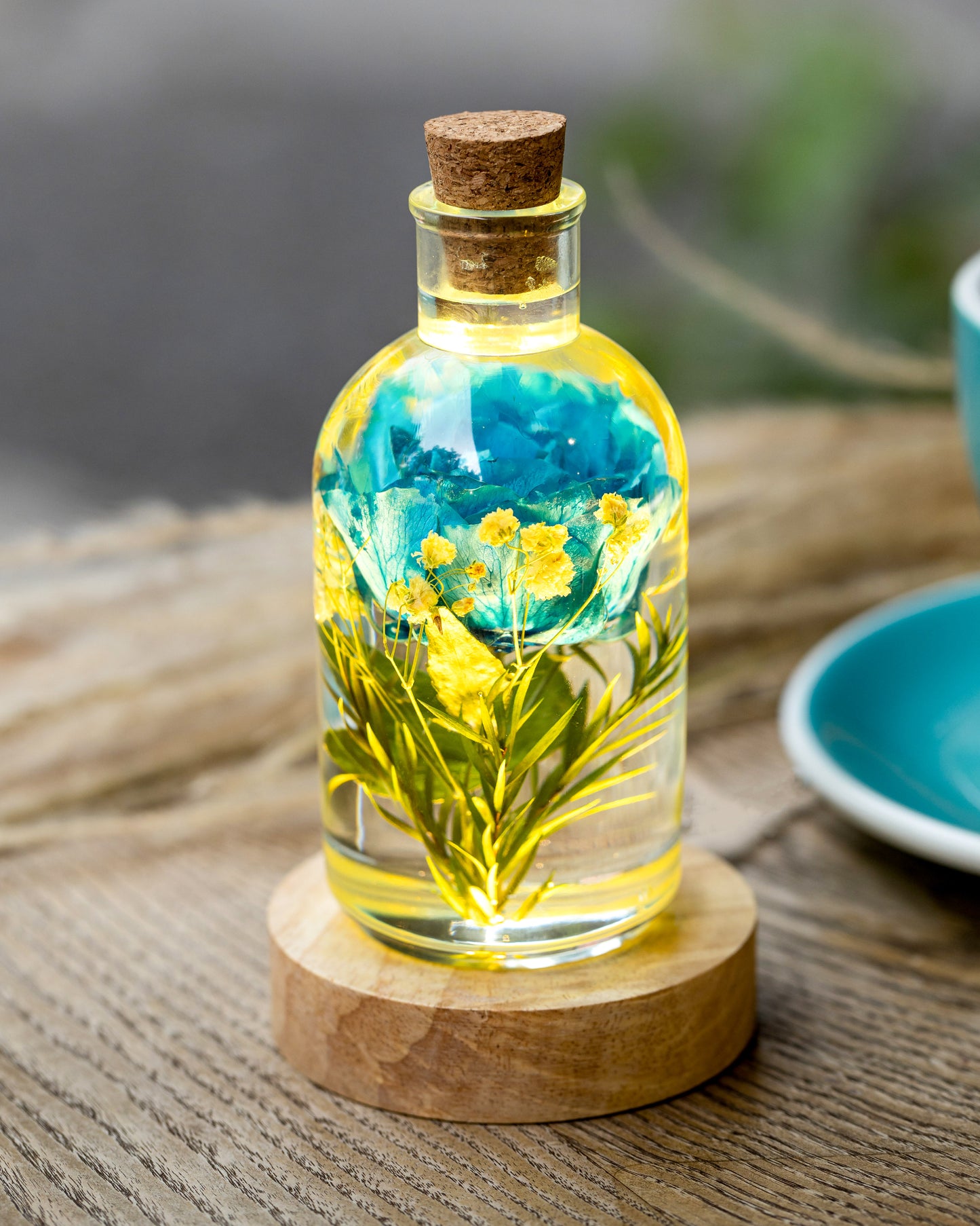 Blue Rose Epoxy Lamp