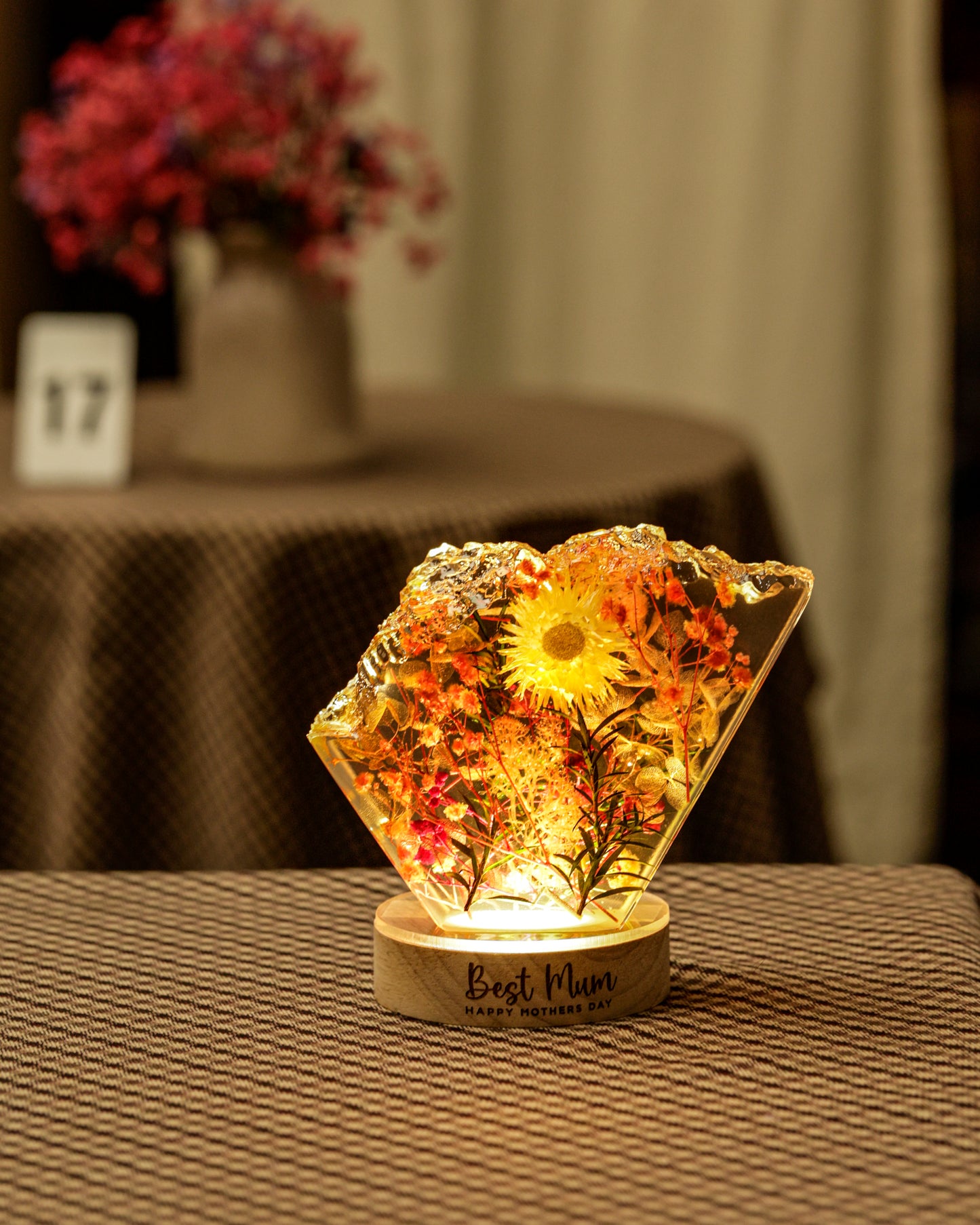 Flowers Epoxy Lamp