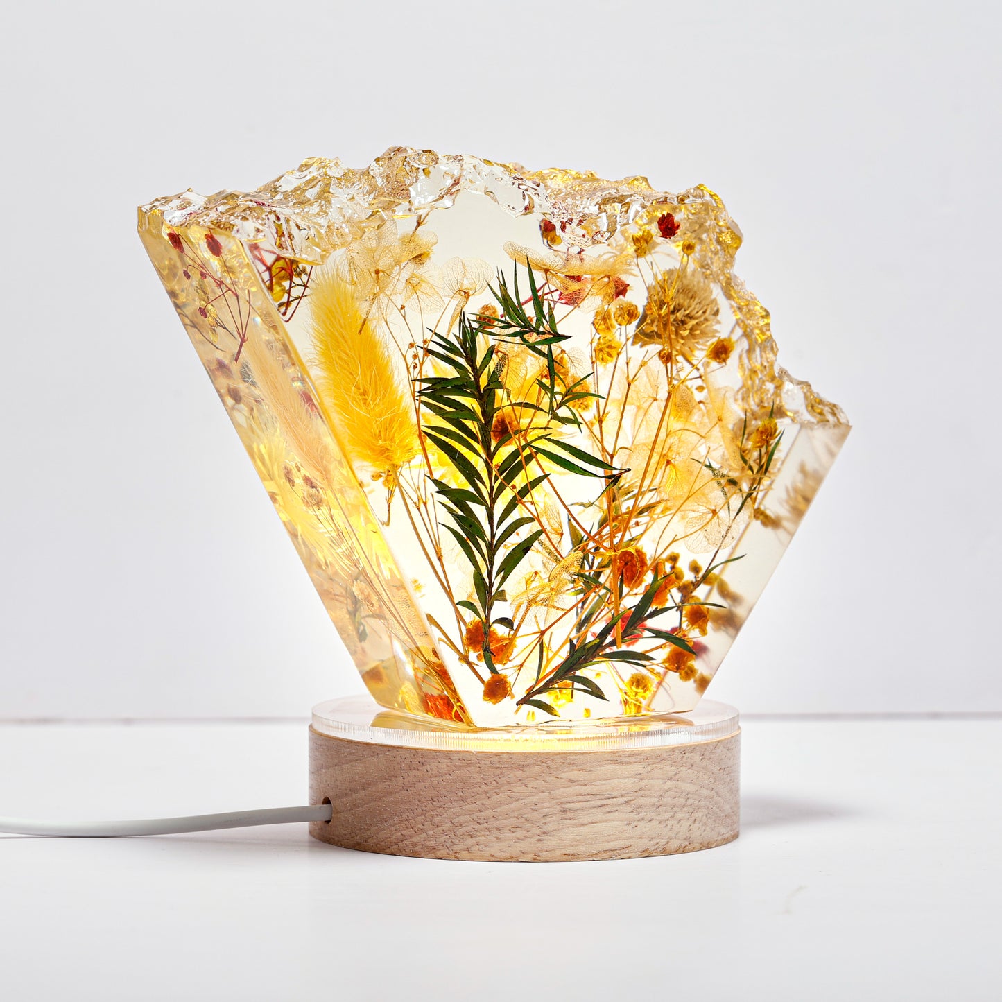 Flowers Epoxy Lamp