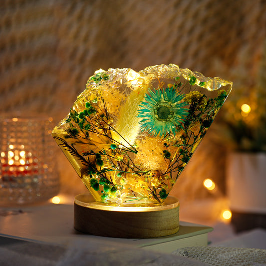 Flowers Epoxy Lamp